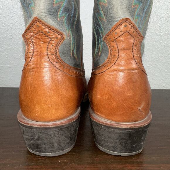 Ariat Heritage Buckaroo 16\